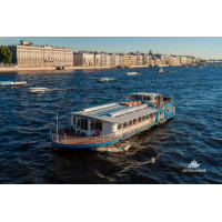 Ужин-круиз к Лахта Центру с выходом в Финский залив.